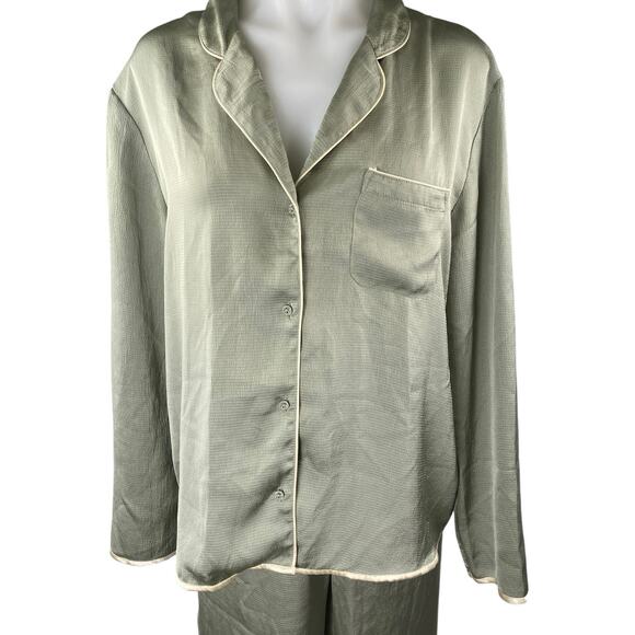 Topshop Women's Green Silk Satin Long Sleeve Button Down Pajama Set Size 8/10 - Picture 3 of 6